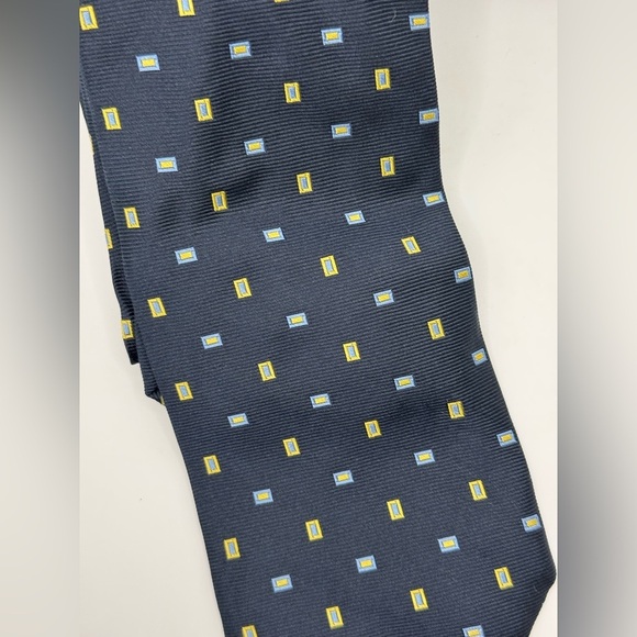 Brooks Brothers Mens 100% Silk Dark Blue Necktie - Picture 2 of 4